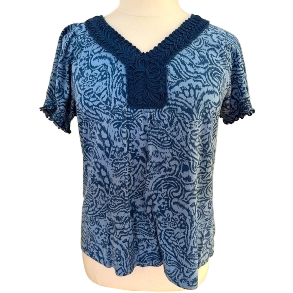 Croft & Barrow size xl, abstract blue tee